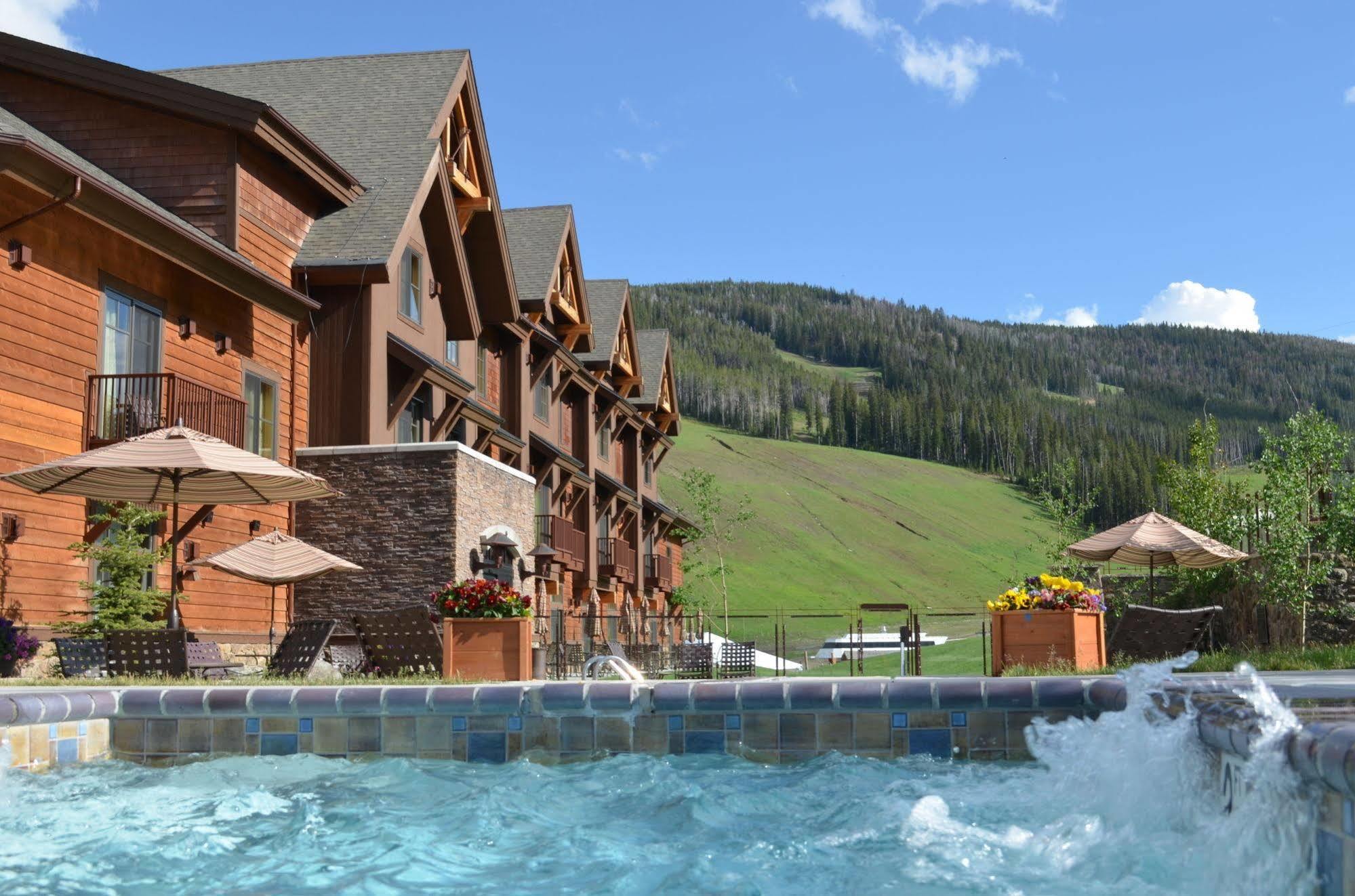 Big Sky Resort Village Center ภายนอก รูปภาพ